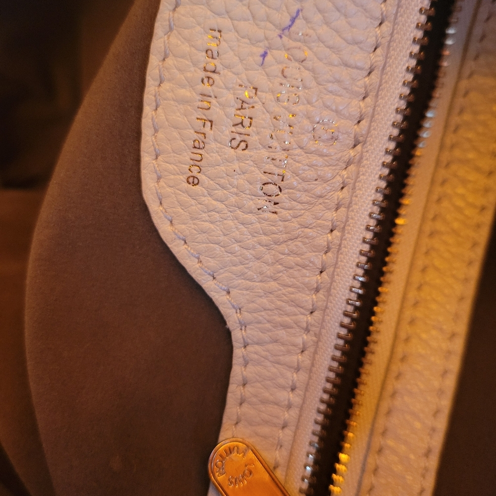 Louis Vuitton Cream Monogram Women's Bag - Picture 7 of 7